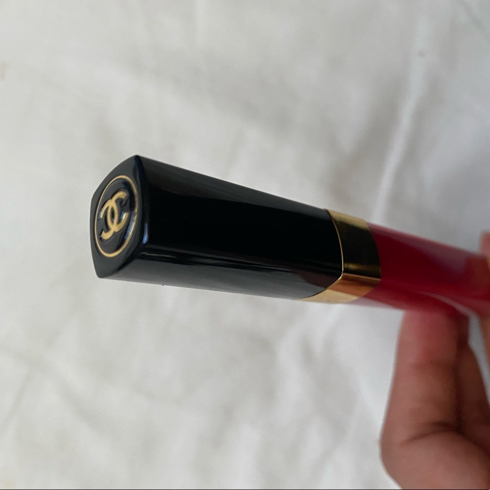 CHANEL Hot Pink Gloss